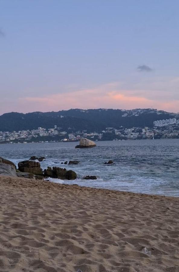 En Torres Gemelas 2812 Sur Aparthotel Acapulco
